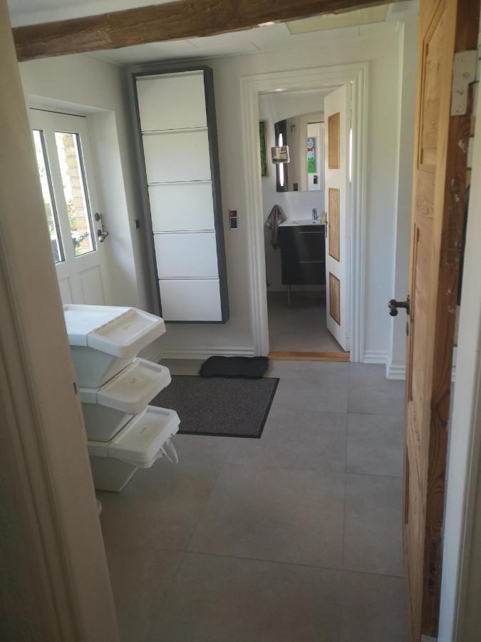 Commuter Room For One Or Two People Munkebo Esterno foto